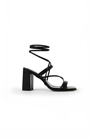 Kadın Pc-52269-3959 Kare Burun Bilekten Bağlamalı Topuklu Sandalet - Siyah | 36