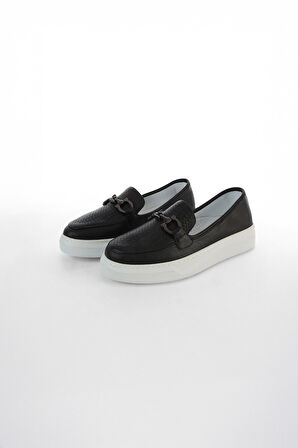 Kadın Pc-52322 Metal Tokalı Kalın Tabanlı Loafer Ayakkabı - Siyah/Beyaz | 38