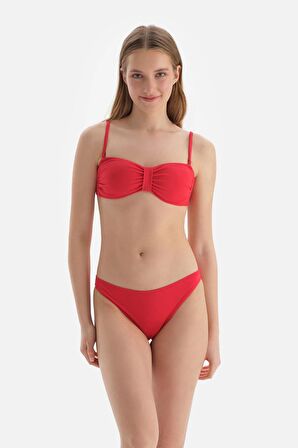 Kırmızı Straplez Bikini Üst