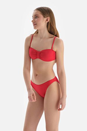 Kırmızı Straplez Bikini Üst