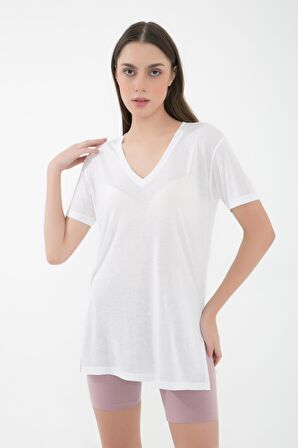 Boel V Yaka Kısa Kollu Yandan Yırtmaçlı T-Shirt