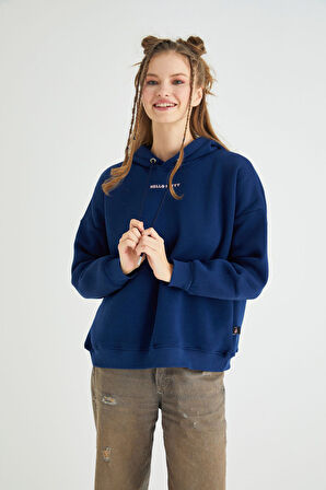 Lisanslı Kapüşonlu Kalın Sweatshirt