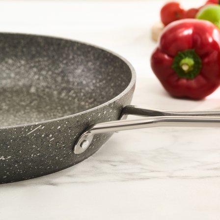 Karaca Biogranit Salvador Tava 26 Cm Gri
