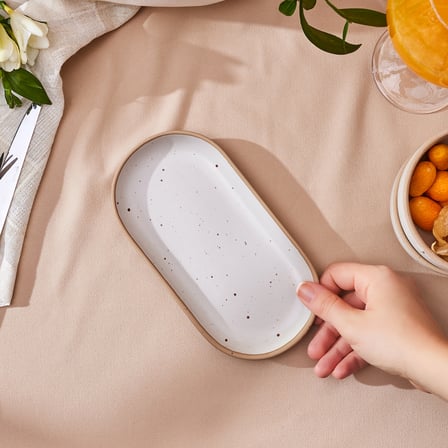 Karaca Chicago Dot Reaktif Kayık Tabak 20 Cm