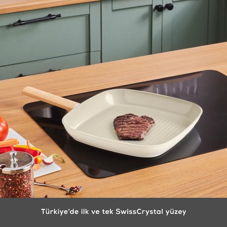 Karaca x Refika Swiss Crystal Almond Cream İndüksiyon Tabanlı 28 cm Grill Tava