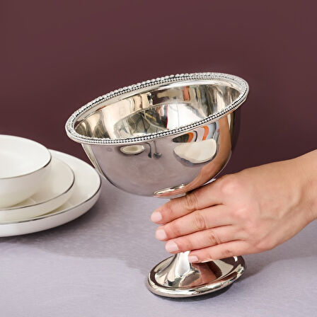 Karaca Home Karaca Majesty Ayaklı Dekoratif Kase 17 x 17 cm