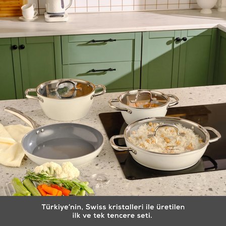 Karaca x Refika Swiss Crystal Creamy Metal Sahan 20 Cm
