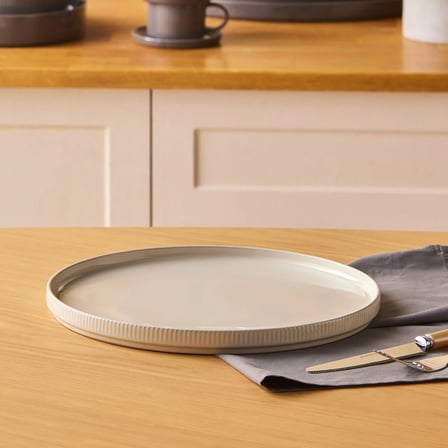 Karaca Massimo Servis Tabağı Krem 26 cm