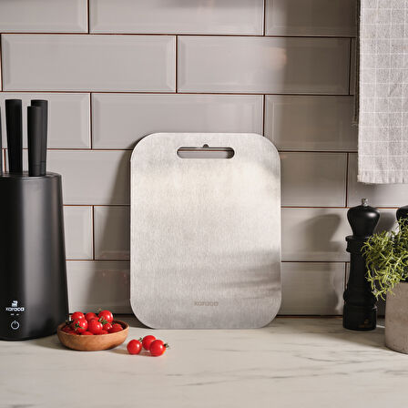 Karaca 304 Paslanmaz Çelik Kesme Tahtası Inox 26 x 34 cm 