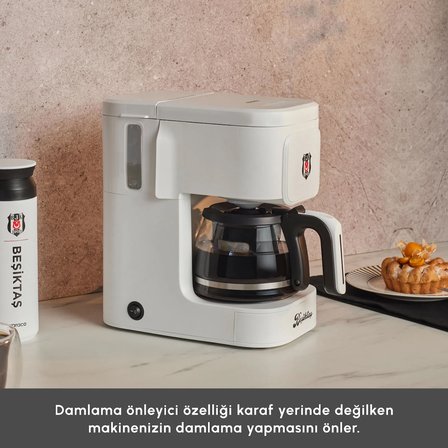 Karaca x Beşiktaş Lisanslı Just Coffee Aroma 2 in 1 Filtre Kahve ve Çay Demleme Makinesi