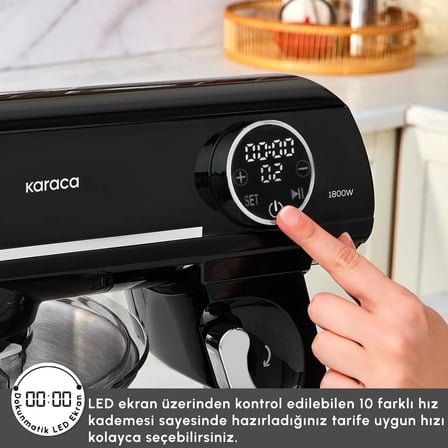 Karaca Multichef Artisan Digital Ekran Tam Döküm Kıyma Aparatlı Hamur Yoğurma Makinesi Black 1200W 7L