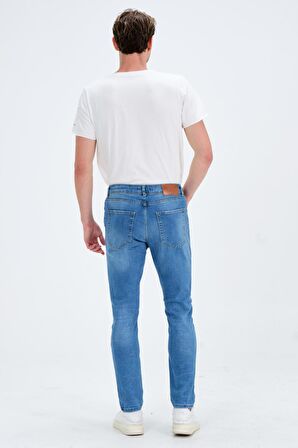 Normal Kesim Erkek Yırtıklı Kot Pantolon