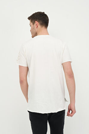 Erkek Düğmeli Yırtık Detaylı Kısa Kollu Basic T-shirt