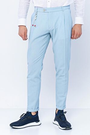 Erkek Çizgili Pileli Düğmeli Fermuarlı Aksesuar Detaylı Bürümcük Kumaş Rahat Pantolon