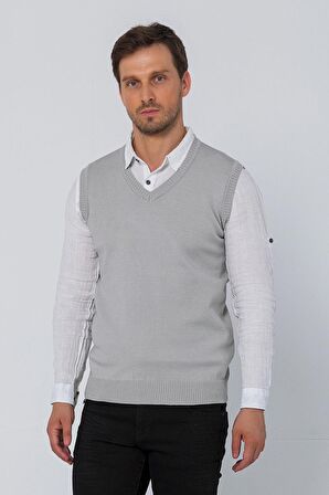 Erkek V Yaka Süveter Rahat Regular Fit Kolsuz Kazak