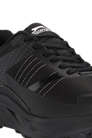 Slazenger WHISPER Su Geçirmez Erkek Outdoor Ayakkabı Siyah / Siyah