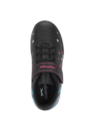 Slazenger CANARIA Erkek Çocuk  Siyah Futbol Ayakkabısı