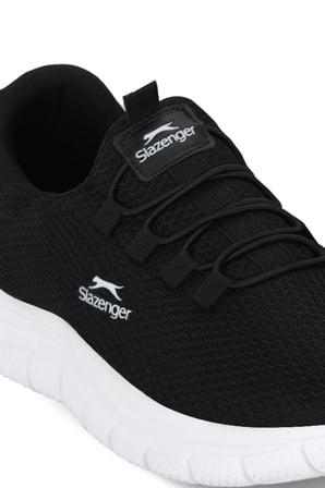 Slazenger PINEDA I Kadın  Siyah / Beyaz Koşu & Yürüyüş Spor Ayakkabısı