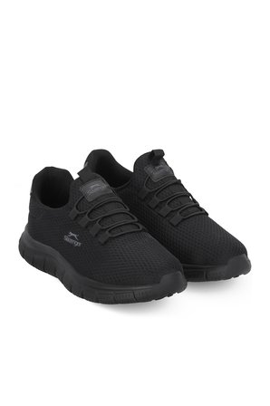 Slazenger PINEDA I Kadın  Siyah / Siyah Koşu & Yürüyüş Spor Ayakkabısı