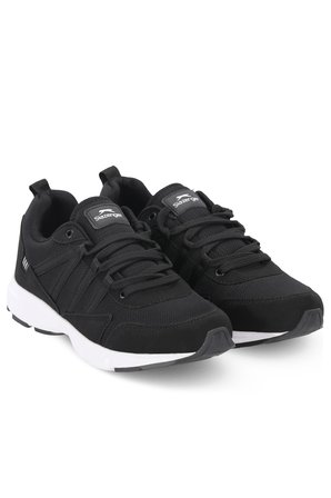 Slazenger POLISH I Erkek Büyük Beden Siyah / Beyaz Koşu & Yürüyüş Spor Ayakkabısı
