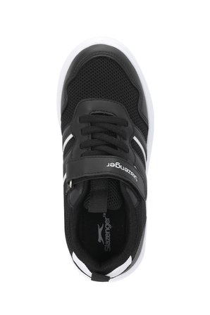 Slazenger FREEDOM I Unisex Çocuk Cırt Cırtlı Siyah / Beyaz Günlük Spor Ayakkabısı