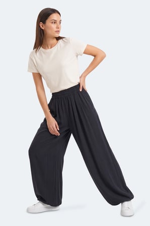 Slazenger KOVE I Kadın Pileli Siyah Pantolon