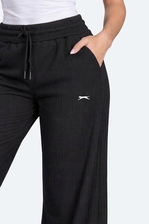 Slazenger KALIRA IN Kadın Bol Paça Flare Siyah Eşofman Altı
