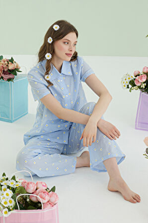 Mavi Papatyalı Önden Düğmeli Pijama Takımı