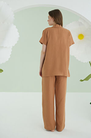 Kahverengi Nakışlı Müslin Önden Düğmeli Pijama Takım