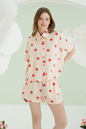 Turuncu Çilekli Şortlu Önden Düğmeli Pijama Takımı