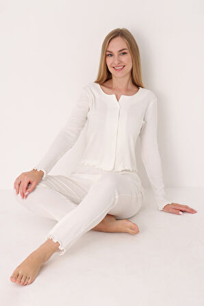 Ekru Önden Düğmeli Pijama Takımı