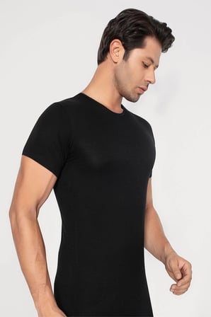 Erkek Slim Fit Dar Kesim Pamuklu Yumuşak Dokulu Bisiklet Yaka Basic Tişört
