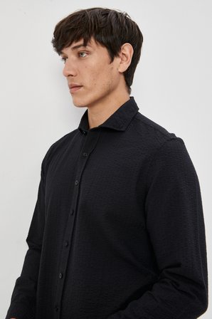 Slim Fit Dar Kesim İtalyan Yaka %100 Pamuk Gofre Gömlek