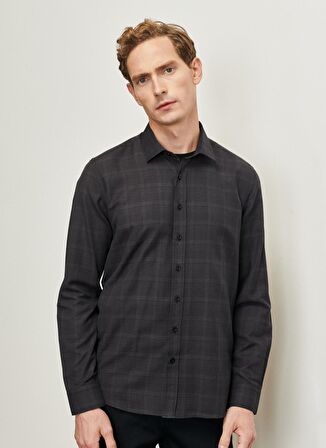 Erkek Siyah Slim Fit Dar Kesim Klasik Yaka Kareli Gömlek