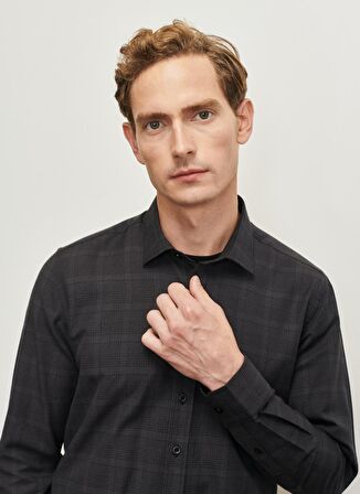 Erkek Siyah Slim Fit Dar Kesim Klasik Yaka Kareli Gömlek