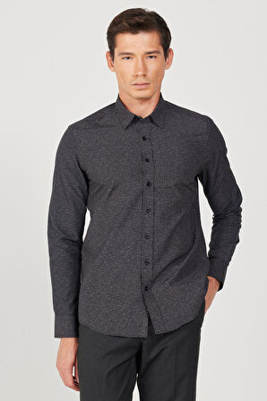 Erkek Siyah Slim Fit Dar Kesim Düğmeli Yaka Baskılı Gömlek