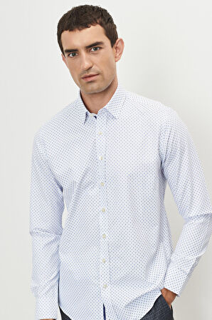 Erkek Beyaz-mavi Slim Fit Dar Kesim Düğmeli Yaka Baskılı Gömlek