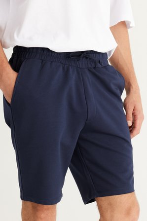 Standart Fit Normal Kesim Pamuklu Cepli Örme Şort