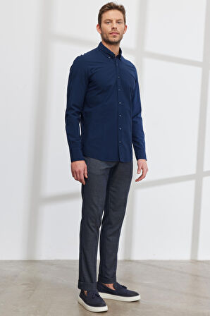 Erkek Lacivert Slim Fit Dar Kesim Düğmeli Yaka %100 Pamuk Gömlek