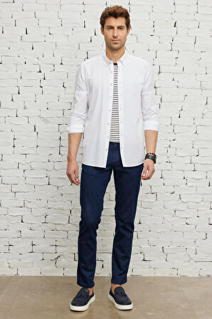 Erkek Beyaz Slim Fit Dar Kesim Düğmeli Yaka %100 Pamuk Gömlek