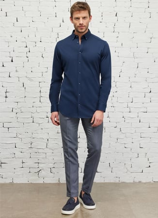 Altınyıldız Classics Comfort Fit Düğmeli Yaka Lacivert Erkek Gömlek 4A2023200004