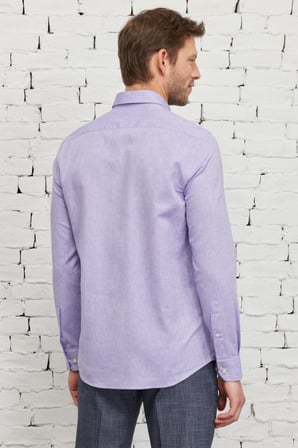 Erkek Lila Slim Fit Dar Kesim Düğmeli Yaka Pamuklu Armürlü Keten Gömlek