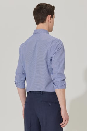 Erkek Lacivert Slim Fit Dar Kesim Oxford Düğmeli Yaka Pötikareli Pamuklu Gömlek