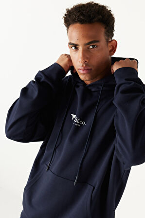 Erkek Lacivert Oversize Bol Kesim Kapüşonlu Pamuklu Baskılı Sweatshirt