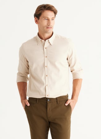 Slim Fit Düğmeli Yaka Bej Erkek Gömlek 4C2024100002
