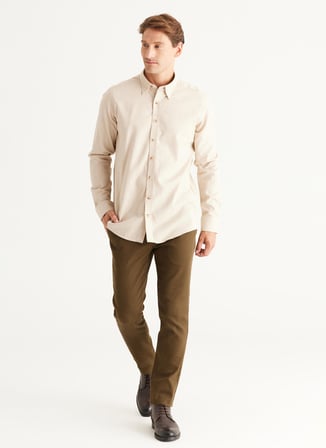 Slim Fit Düğmeli Yaka Bej Erkek Gömlek 4C2024100002