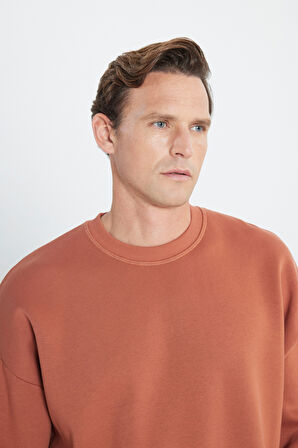 Erkek Açık Kahve Oversize Fit Bol Kesim Pamuklu Içi Polarlı 3 Iplik Bisiklet Yaka Sweatshirt