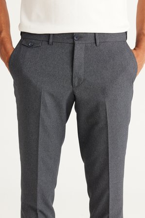 Slim Fit Dar Kesim Desenli Beli Lastikli Esnek Pantolon