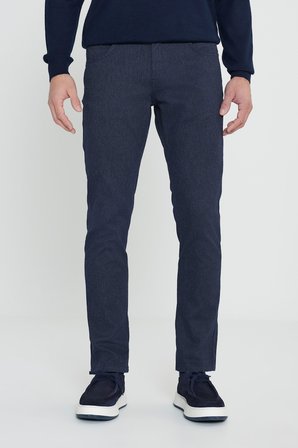 Slim Fit Dar Kesim Pamuklu Esnek Pantolon