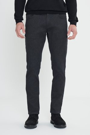 Slim Fit Dar Kesim Pamuklu Esnek Pantolon